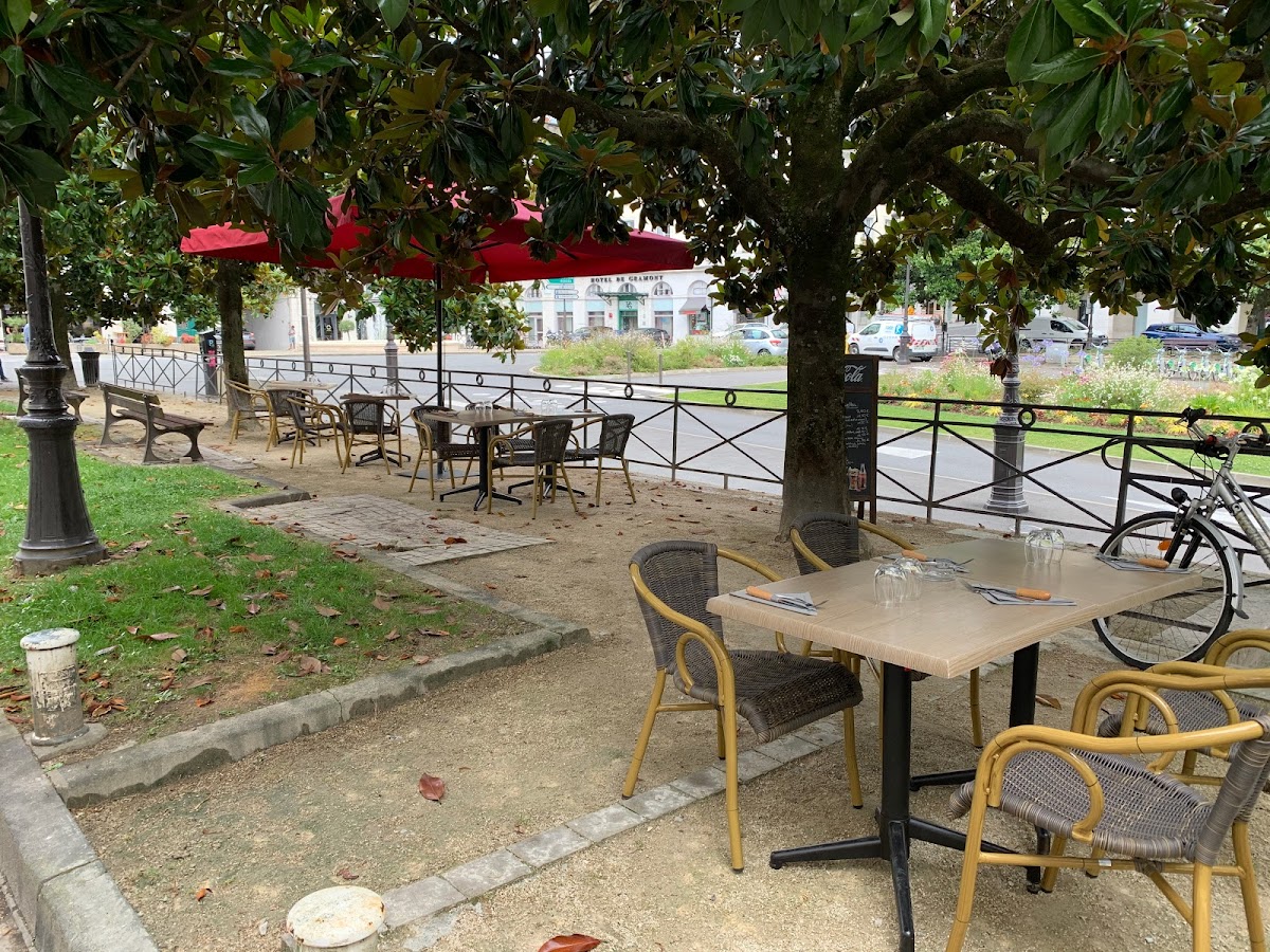 La Piazza Pau